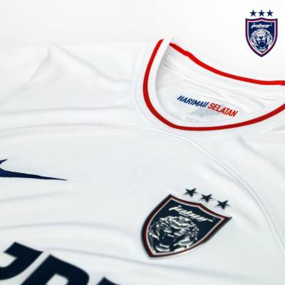johor_darul_ta_zim_2024_25_nike_away_kit_f.jpeg