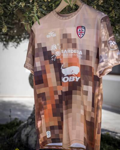 cagliari_2024_sa_die_de_sa_sardigna_shirt_a.jpeg