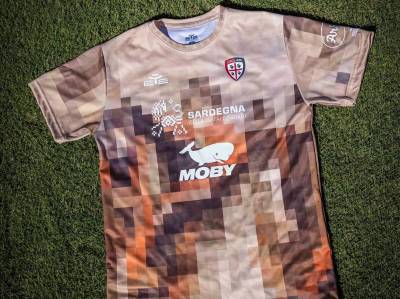 cagliari_2024_sa_die_de_sa_sardigna_shirt_f.jpg