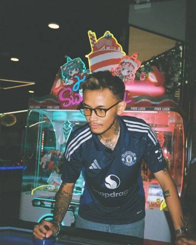 manchester_united_24_25_away_shirt_leaked_2.jpeg