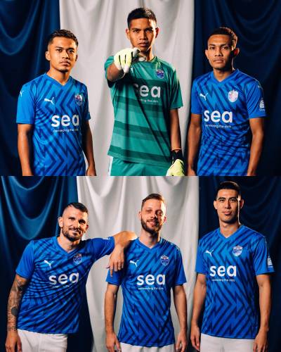 lion_city_sailors_2024_puma_away_kit_f.jpeg
