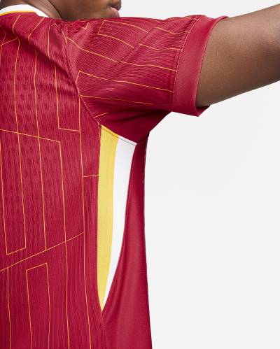 liverpool_2024_25_nike_home_kit_06.jpeg