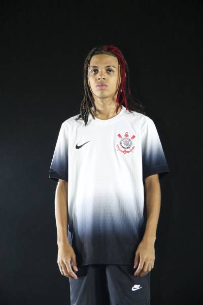 corinthians_2024_25_nike_home_kit_0a.jpeg