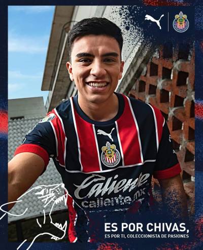 chivas_2023_puma_away_kit_b.jpeg