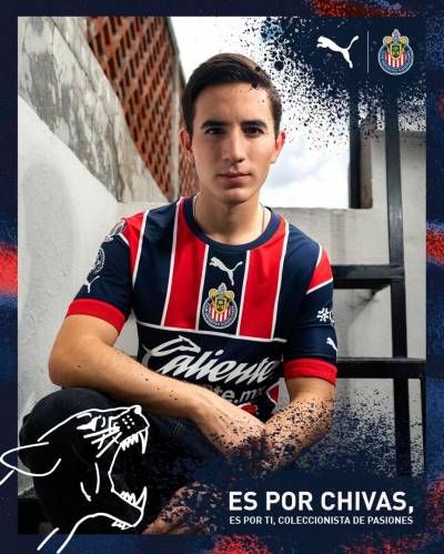 chivas_2023_puma_away_kit_c.jpeg