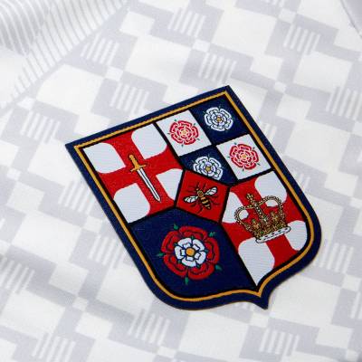 England_2024_umbro_iconic_graphic_jersey_c.jpg