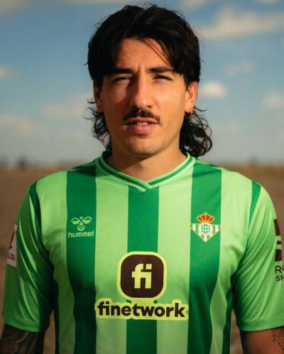 real_betis_23_24_hummel_forever_green_kit_c2.jpg