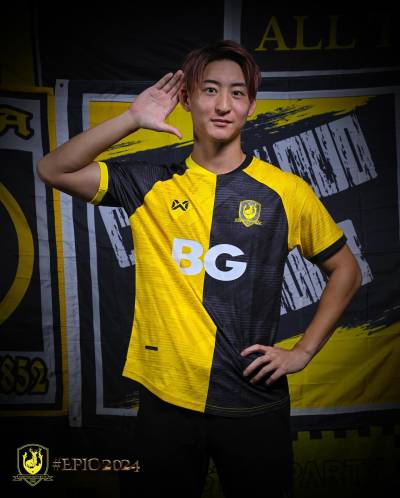 tampines_rovers_2024_25_warrix_home_kit_f.jpeg