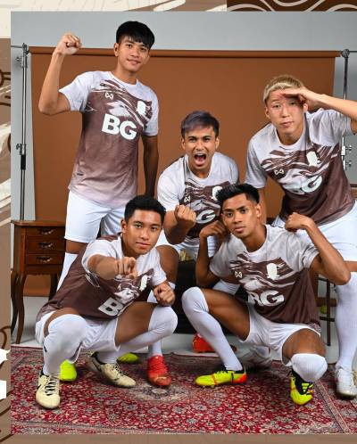 tampines_rovers_2024_25_warrix_away_kit_f.jpeg