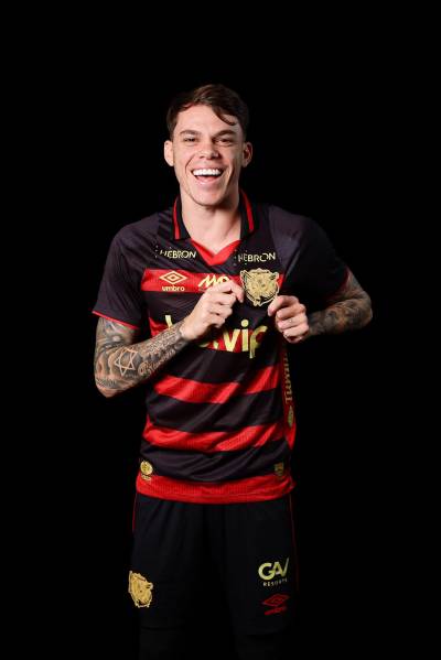 sport_recife_2024_25_umbro_home_kit_c.jpeg