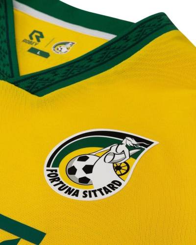 fortuna_sittard_24_25_robey_home_kit_b.jpg