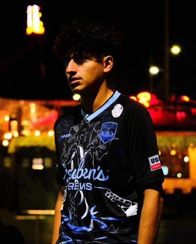 ballard_fc_2022_inaria_dozfy_kit_b.jpeg