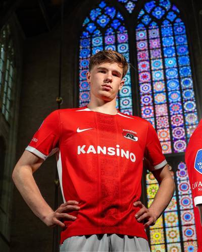 az_24_25_nike_home_kit_b.jpg