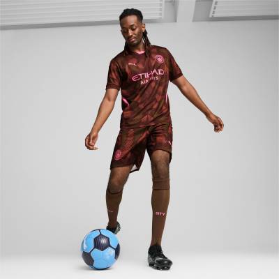 manchester_city_24_25_puma_goalkeeper_jersey_3.jpeg
