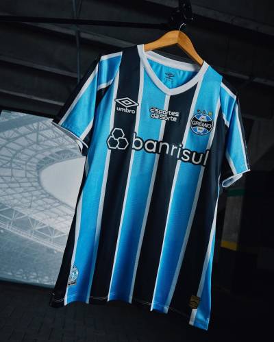 gremio_2024_umbro_home_kit_b.jpeg