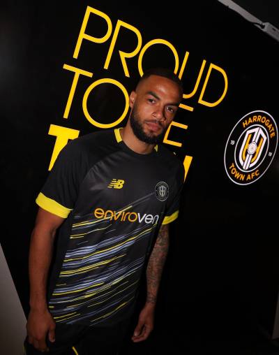 harrogate_town_24_25_new_balance_third_kit_c_1.jpeg