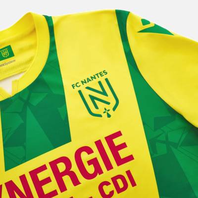 nantes_24_25_macron_home_kit_4.jpg