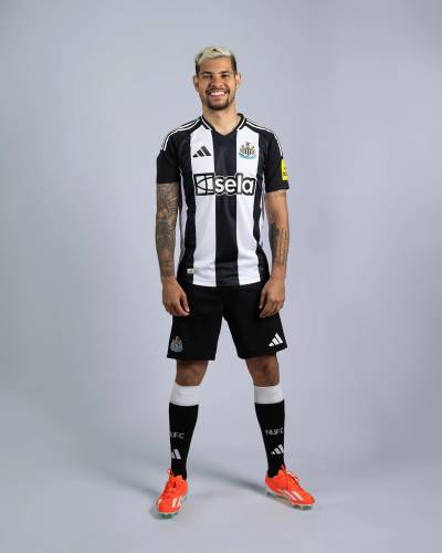 newcastle_united_24_25_adidas_home_kit_d1.jpeg