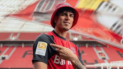 bayer_04_leverkusen_24_25_castore_home_kit_1.jpg
