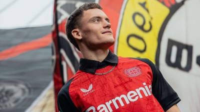 bayer_04_leverkusen_24_25_castore_home_kit_4.jpg