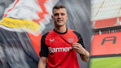 bayer_04_leverkusen_24_25_castore_home_kit_6.jpg