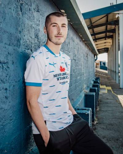 barrow_afc_24_25_puma_home_and_away_kits_3.jpg