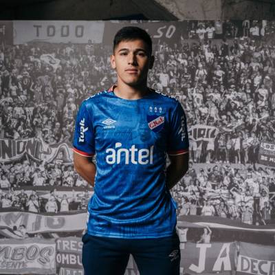 club_nacional_2024_umbro_third_kit_a.jpeg
