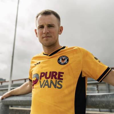 newport_county_24_25_vx3_home_kit_c.jpg