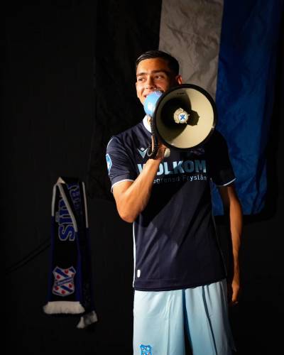 heerenveen_24_25_macron_away_kit_f.jpg