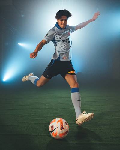 urawa_red_diamonds_2023_away_kit_f.jpeg