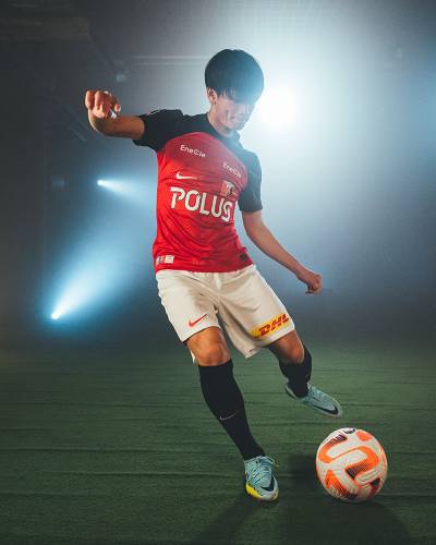 urawa_red_diamonds_2023_home_kit_d.jpeg