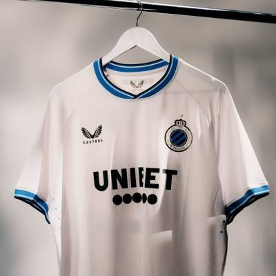 club_brugge_24_25_castore_away_kit_e1.jpg