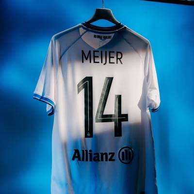 club_brugge_24_25_castore_away_kit_f1.jpg