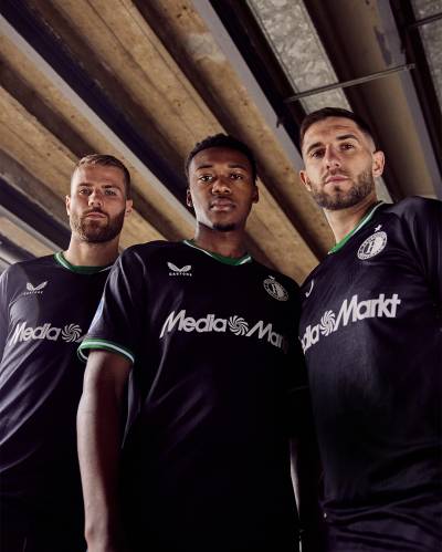 feyenoord_24_25_castore_away_kit_c.jpg