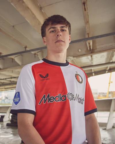 feyenoord_24_25_castore_home_kit_b.jpg