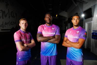 bolton_wanderers_24_25_macron_third_kit_a.jpg