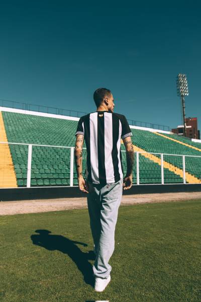 figueirense_2023_volt_home_shirt_h.jpeg