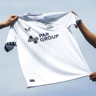 preston_north_end_24_25_castore_home_kit_a.jpg