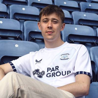preston_north_end_24_25_castore_home_kit_b.jpg