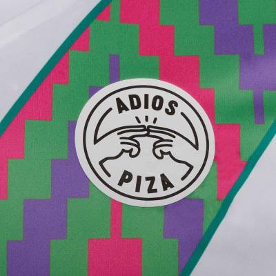 werder_bremen_2022_adios_piza_jersey_4.jpeg
