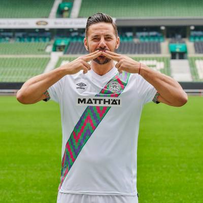 werder_bremen_2022_adios_piza_jersey_9.jpg