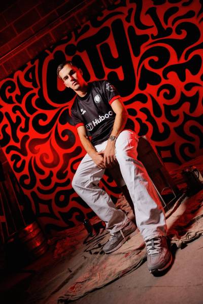 bristol_city_24_25_oneills_third_kit_d.jpeg