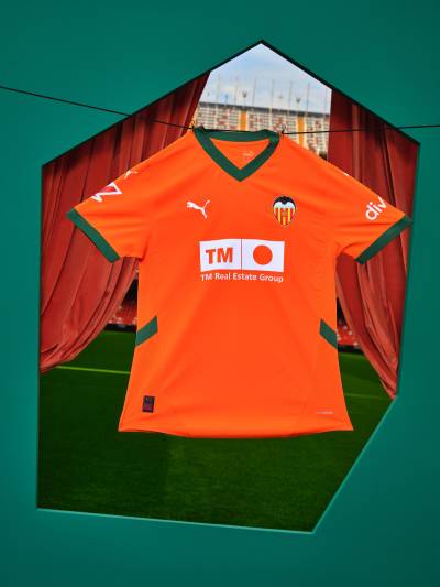valencia_24_25_puma_third_kit_d.jpg