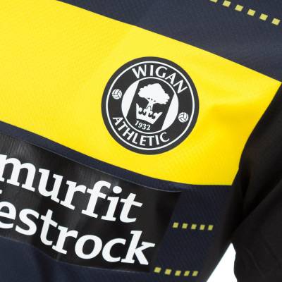 wigan_athletic_24_25_puma_away_kit_f.jpg