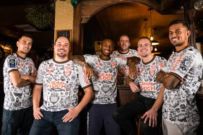 lorient_2023_collector_shirt_a.jpeg