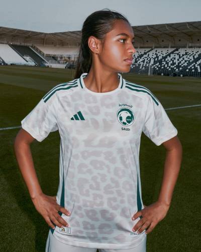 saudi_arabia_2024_adidas_away_kit_1.jpg