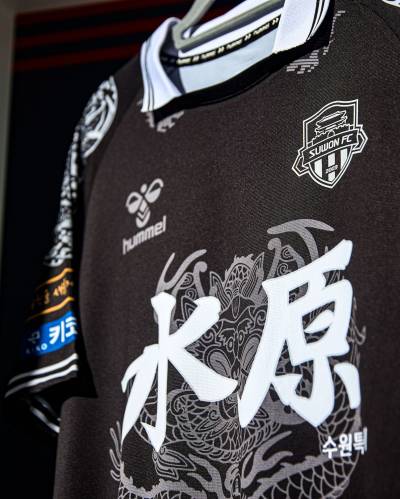suwon_fc_kt_wiz_2024_hummel_special_edition_shirt_c.jpg