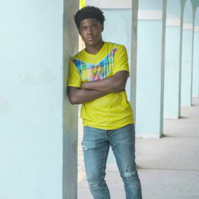 us_virgin_islands_2024_hummel_away_kit_b.jpg