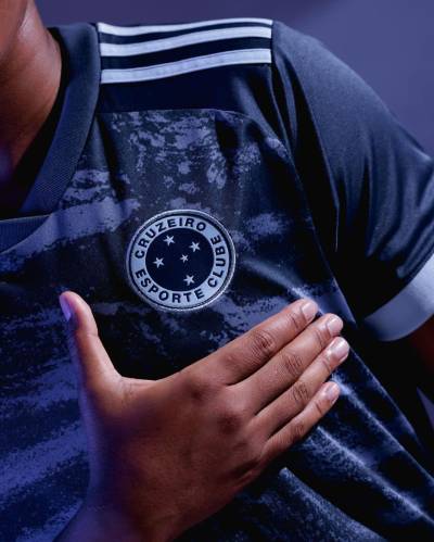 cruzeiro_24_25_adidas_third_kit_c.jpg