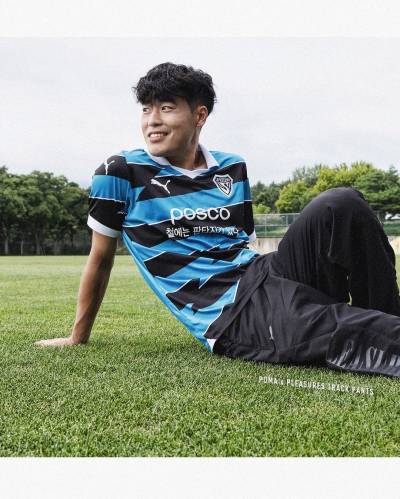 pohang_steelers_24_25_acl_away_kit_d.jpg